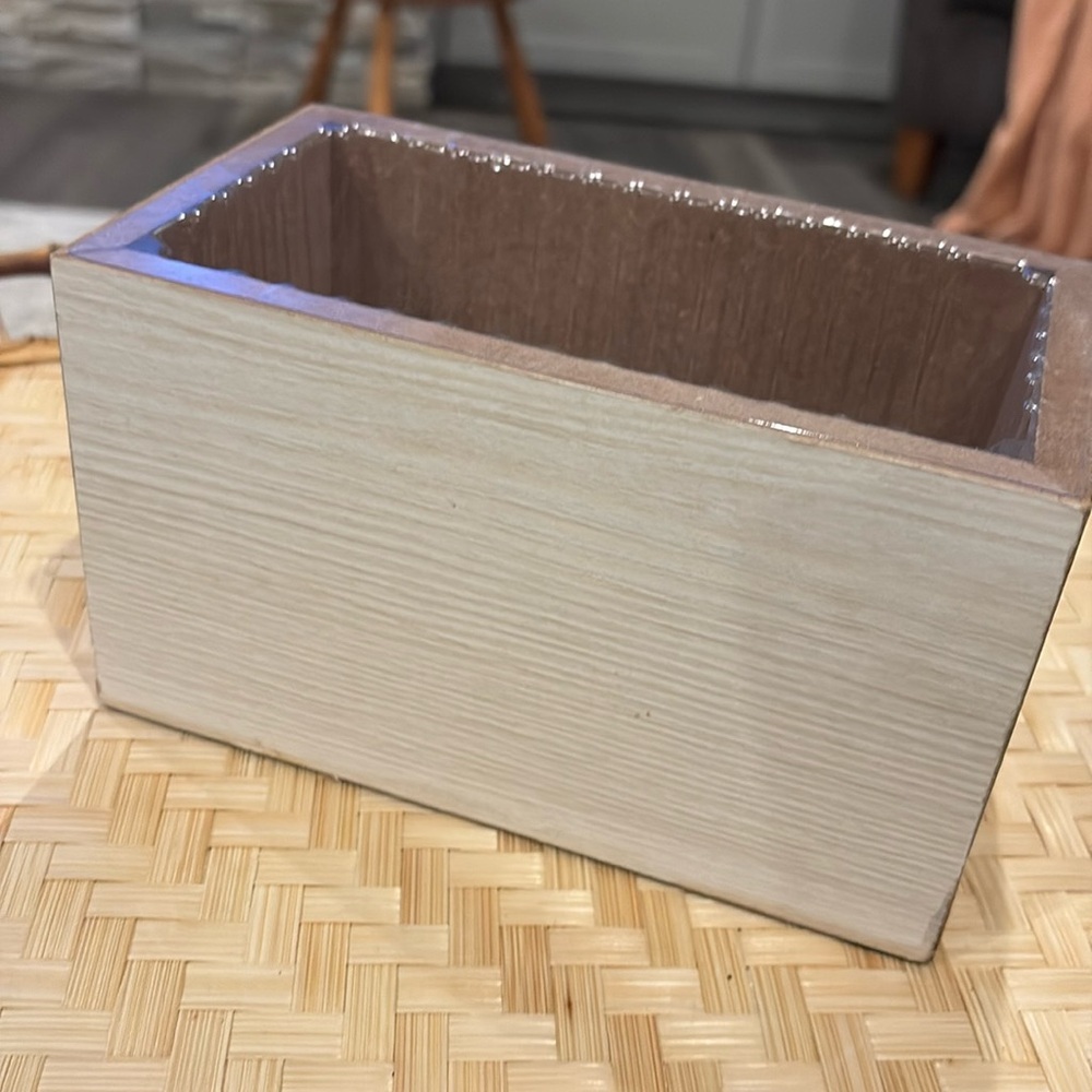 FTD. Wood Lined Plant Box​